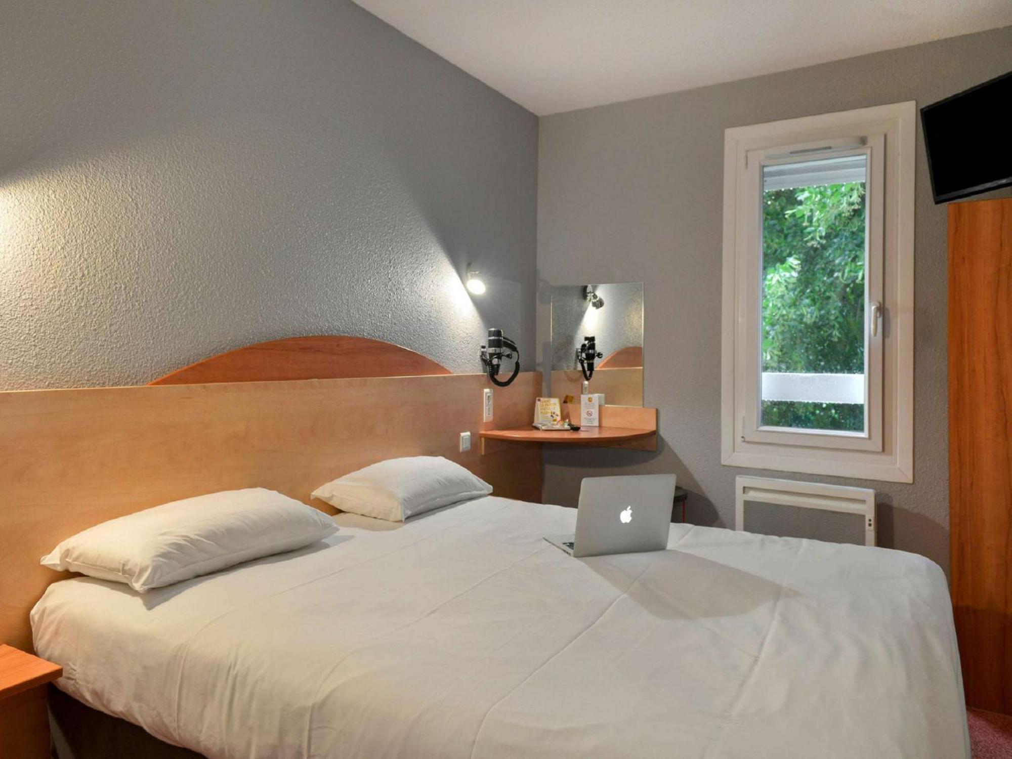 Kyriad Direct Orleans - La Chapelle St Mesmin Екстериор снимка