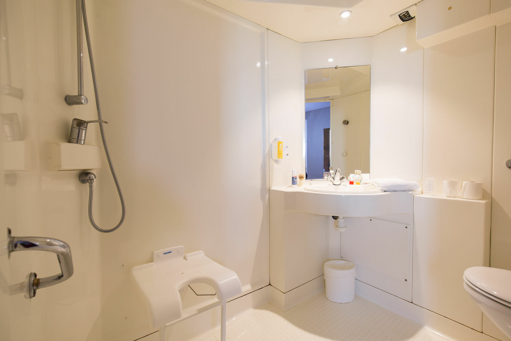 Kyriad Direct Orleans - La Chapelle St Mesmin Екстериор снимка