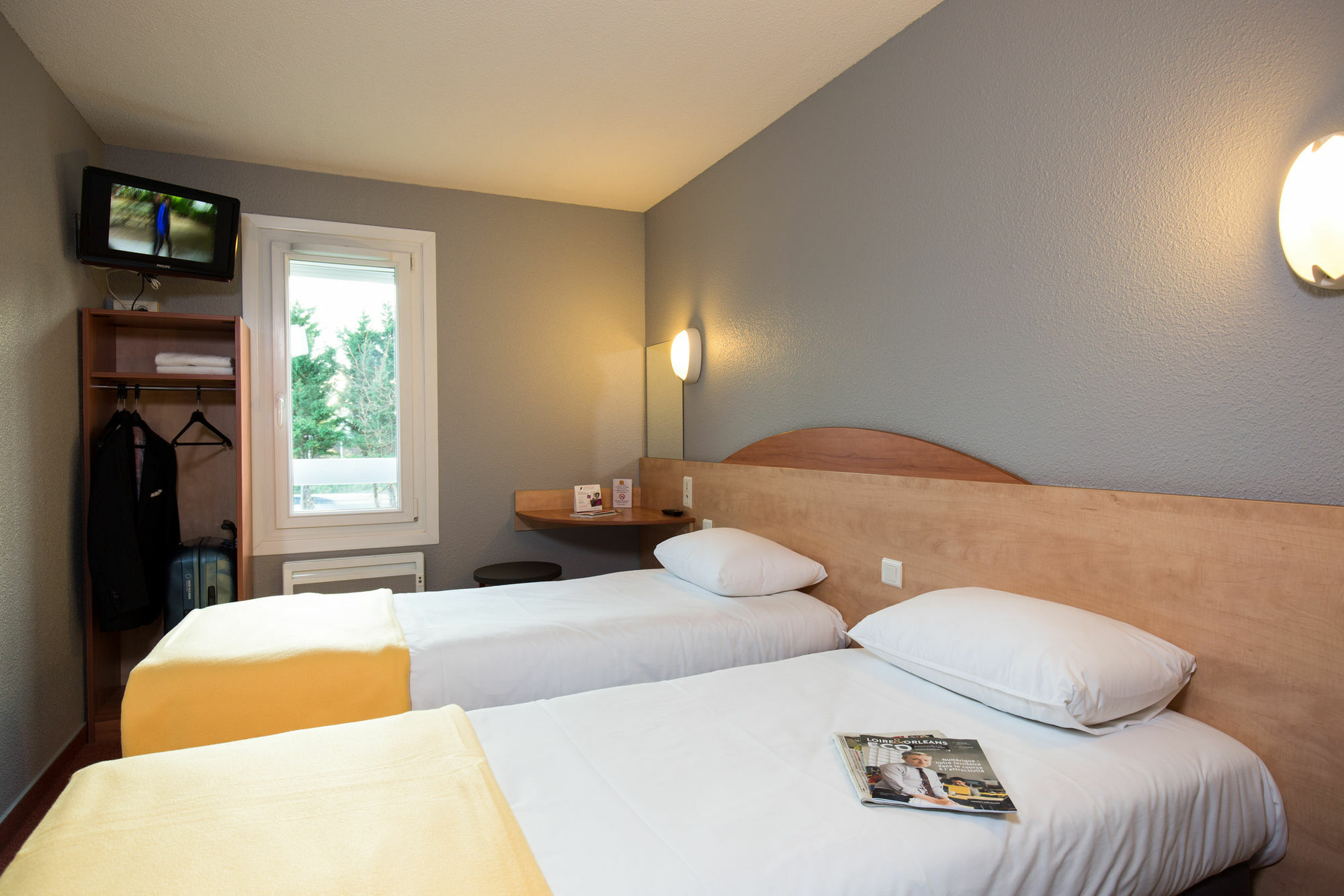Kyriad Direct Orleans - La Chapelle St Mesmin Екстериор снимка