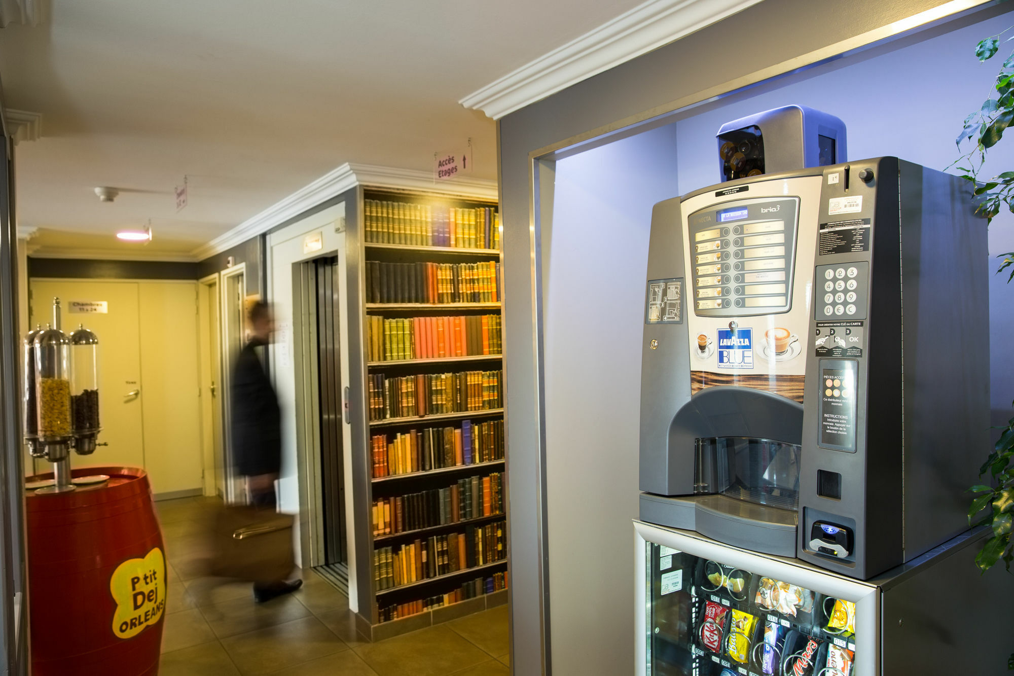 Kyriad Direct Orleans - La Chapelle St Mesmin Екстериор снимка