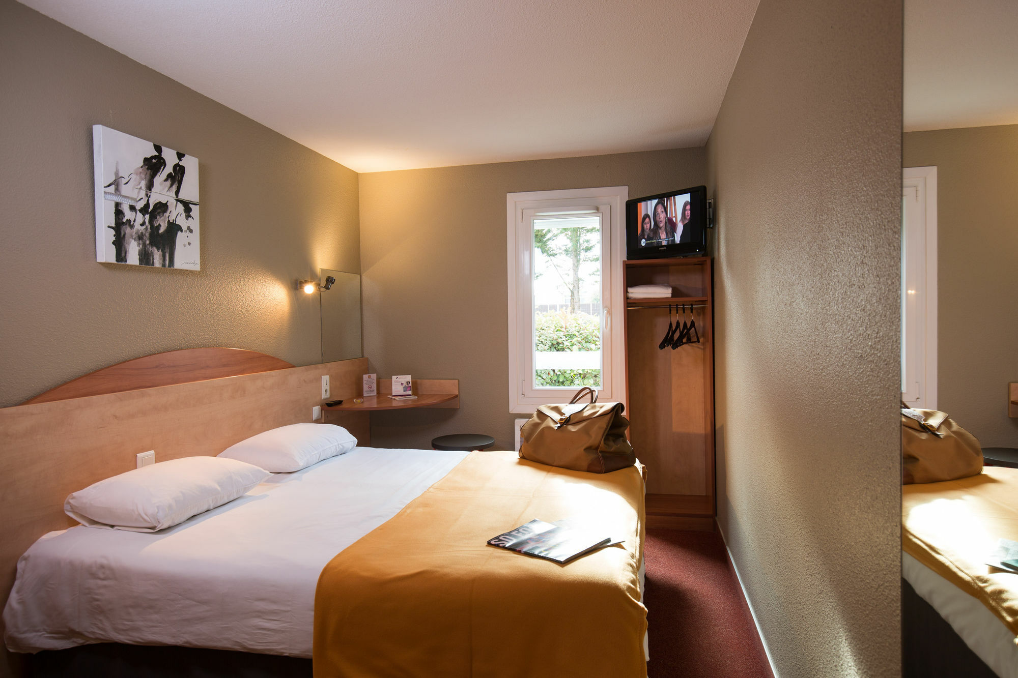 Kyriad Direct Orleans - La Chapelle St Mesmin Екстериор снимка